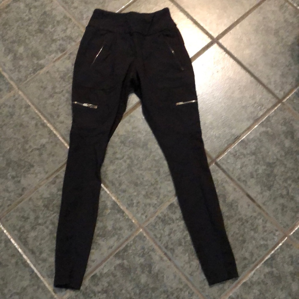 Women’s athleta leggings